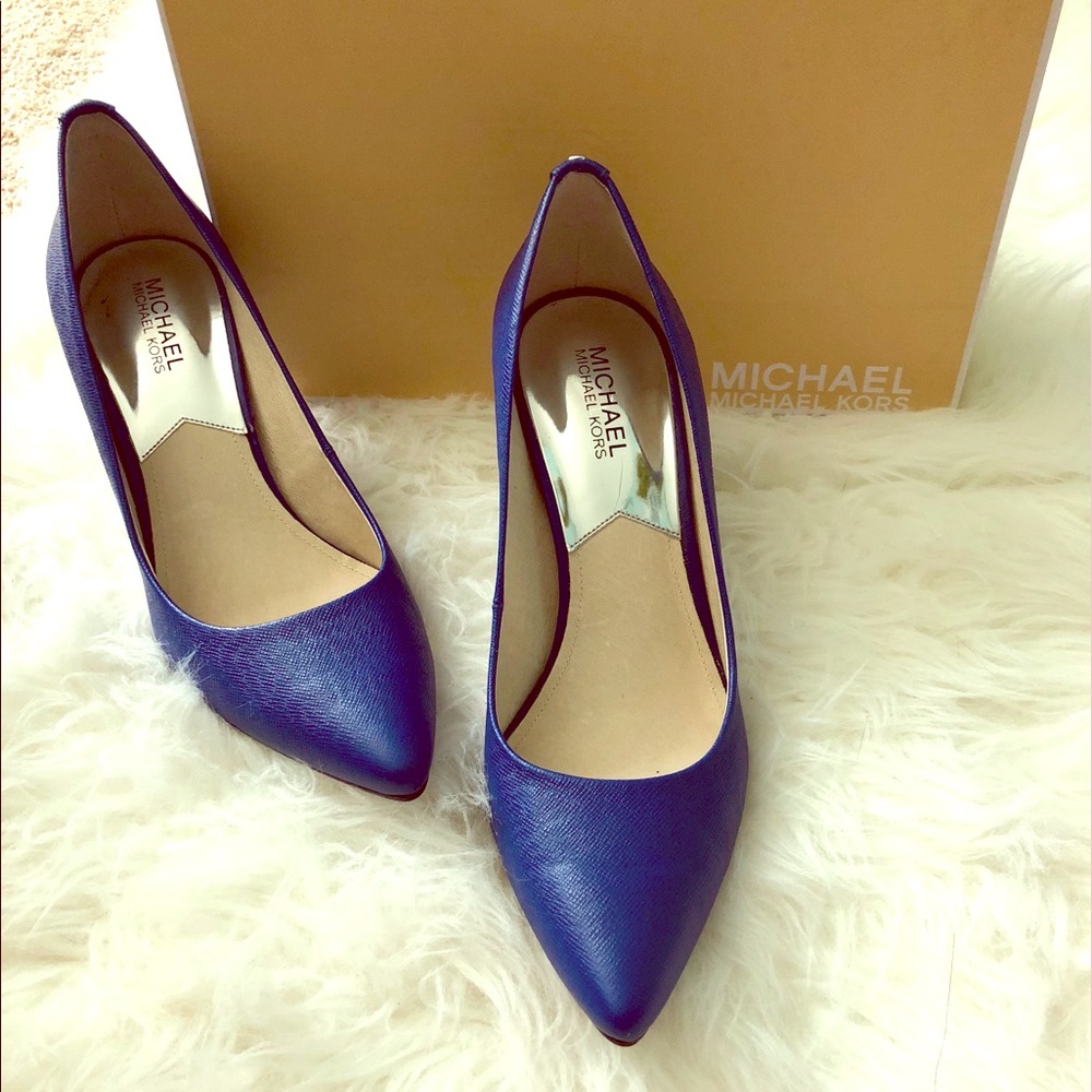 Michel Kors Kitten Heels
